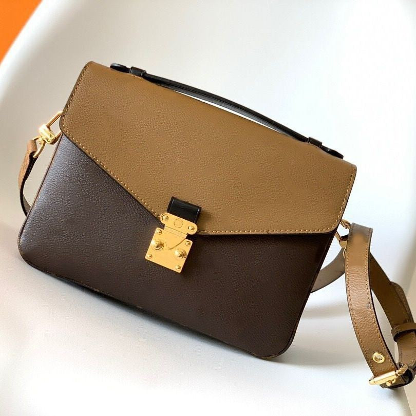 All-match Shoulder L Square Bag